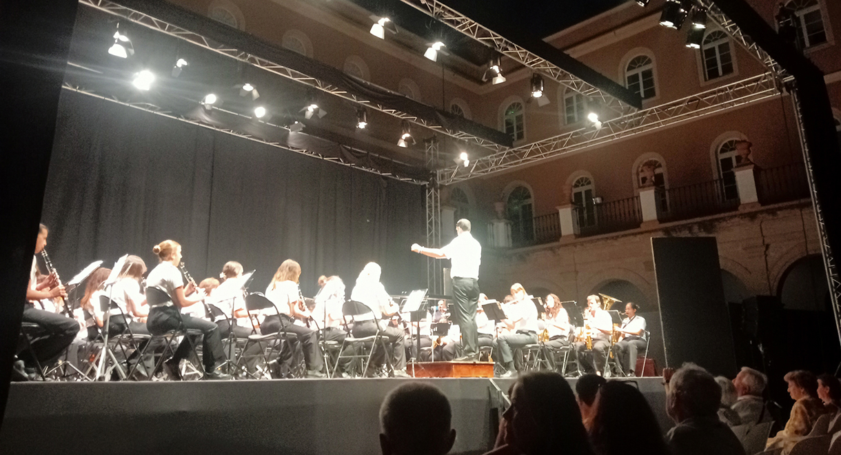 La Banda de Música Maestro Dueñas regresa al portuense Patio de San Luis Gonzaga con su esperado concierto de verano