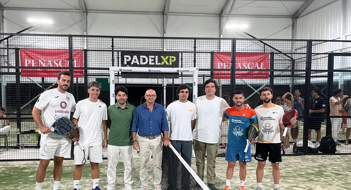 Águila Club renace como un nuevo referente deportivo en El Puerto con el estreno de sus instalaciones en la I Pádel Xperience