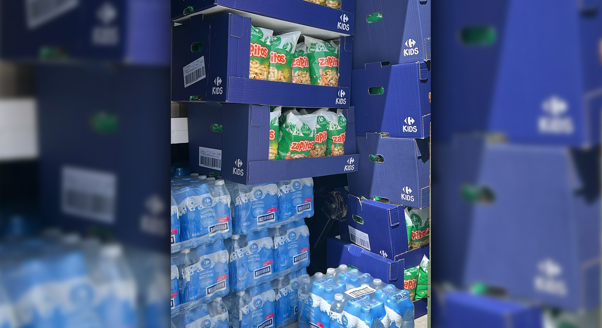 Calleja agradece a Carrefour la donación de snacks y refrigerios para los voluntarios que elaborarán la alfombra de sal de la Patrona