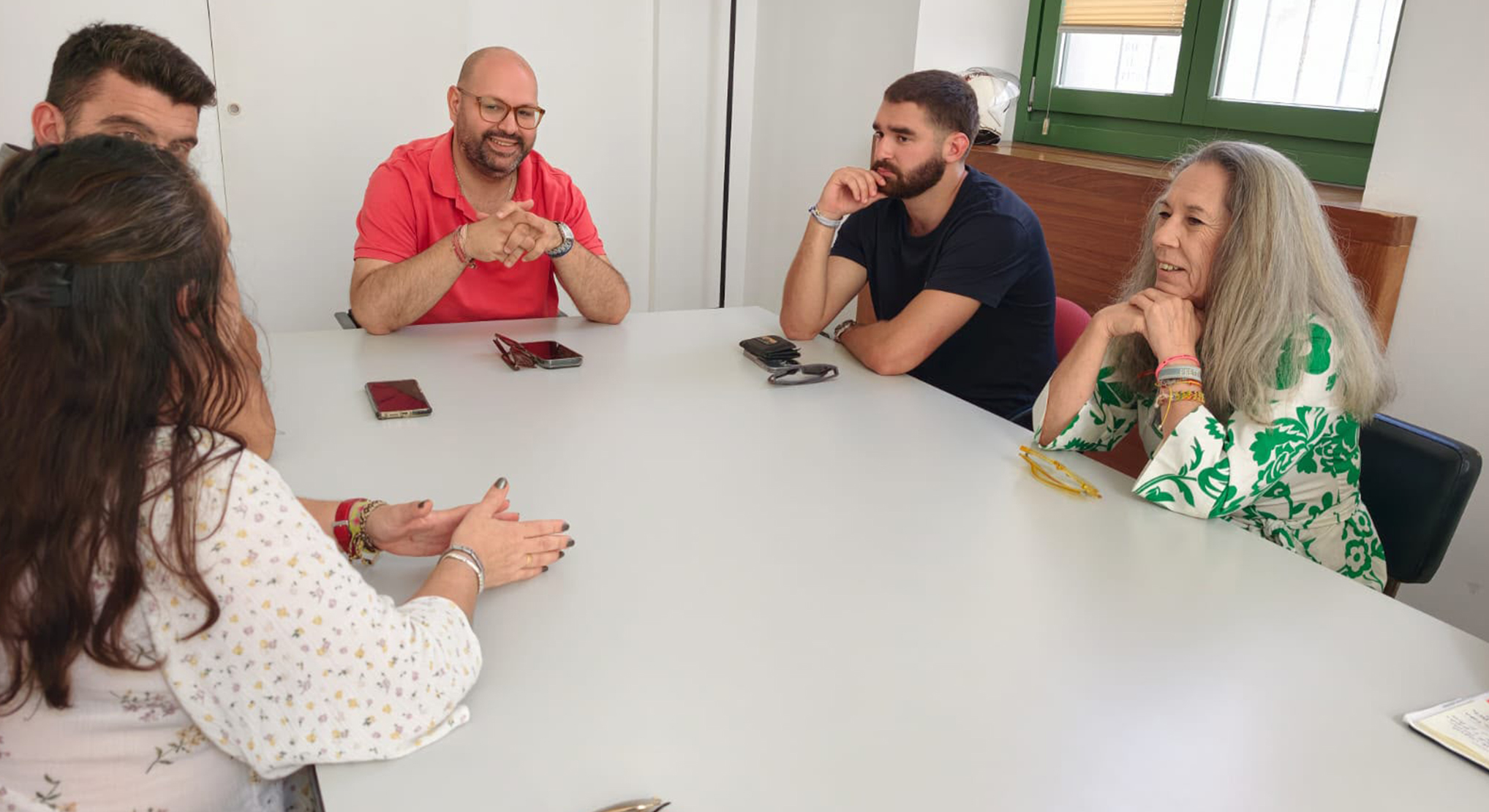 El Ayuntamiento estrecha lazos con 'Creando Caminos El Puerto' y 'Plan Perfecto' para impulsar acciones solidarias en los barrios
