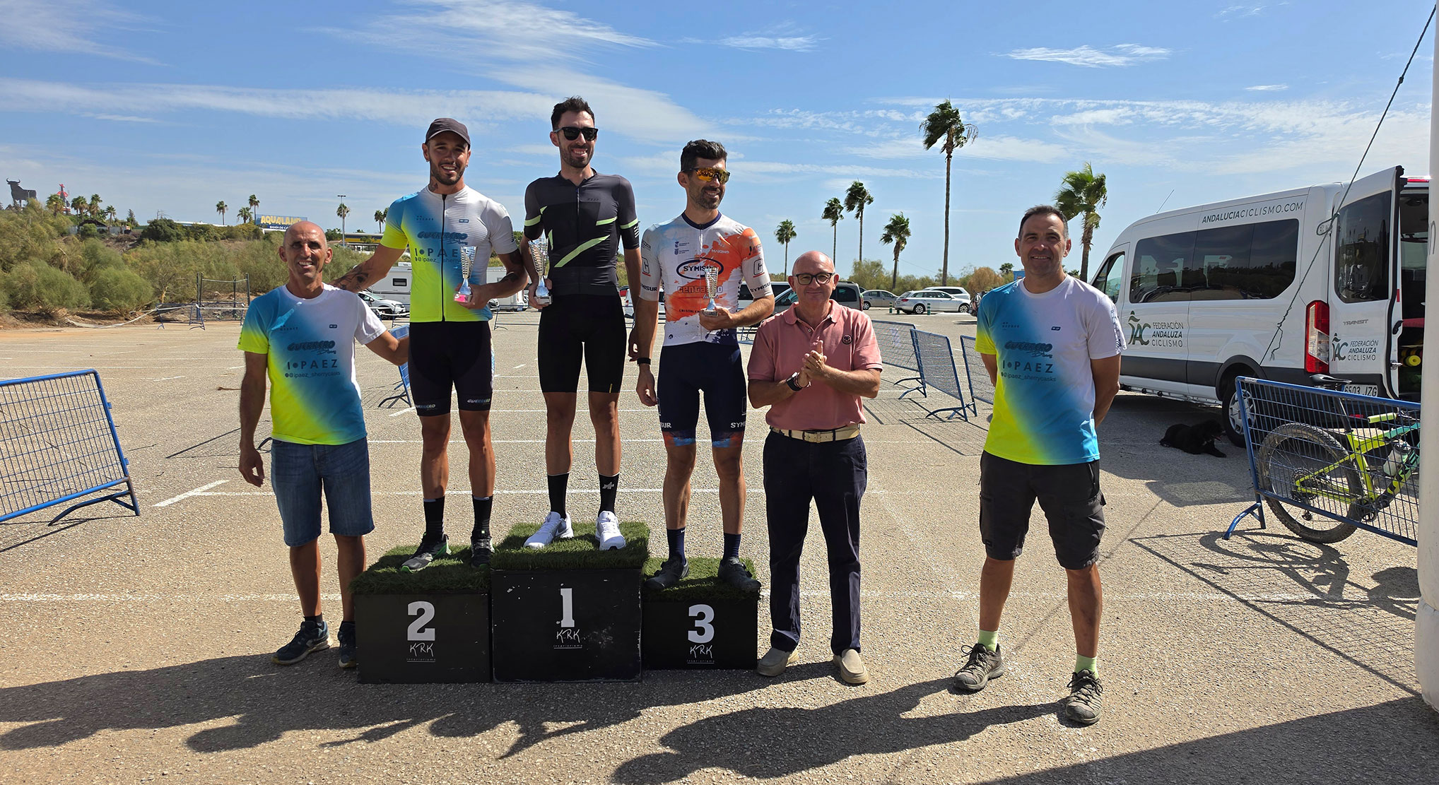 La IV Media Maratón 'La Vuelta' reunió a casi 200 ciclistas en una prueba de 50 kilómetros