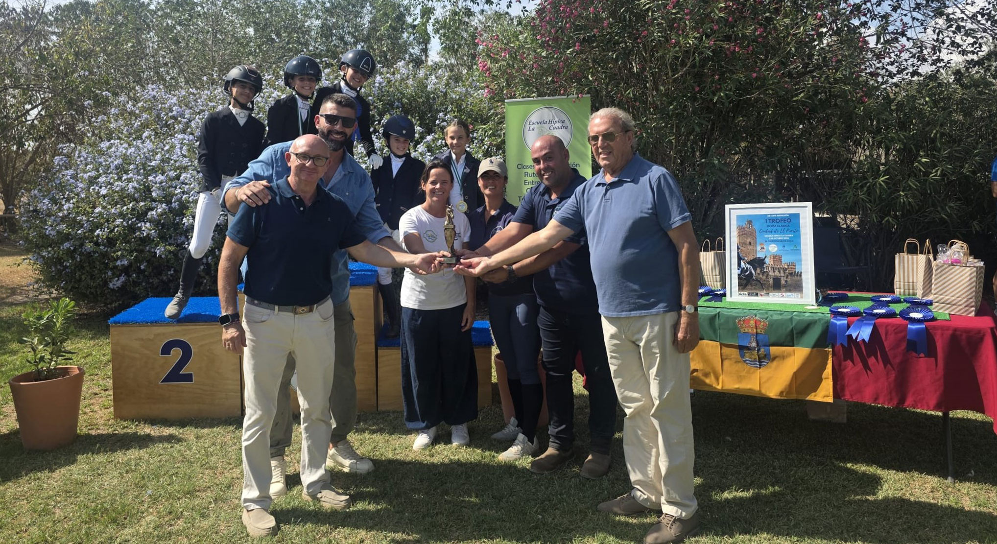 El I Trofeo de Doma Clásica 'Ciudad de El Puerto' reúne a cerca de 80 jinetes y amazonas en 'La Cuadra'