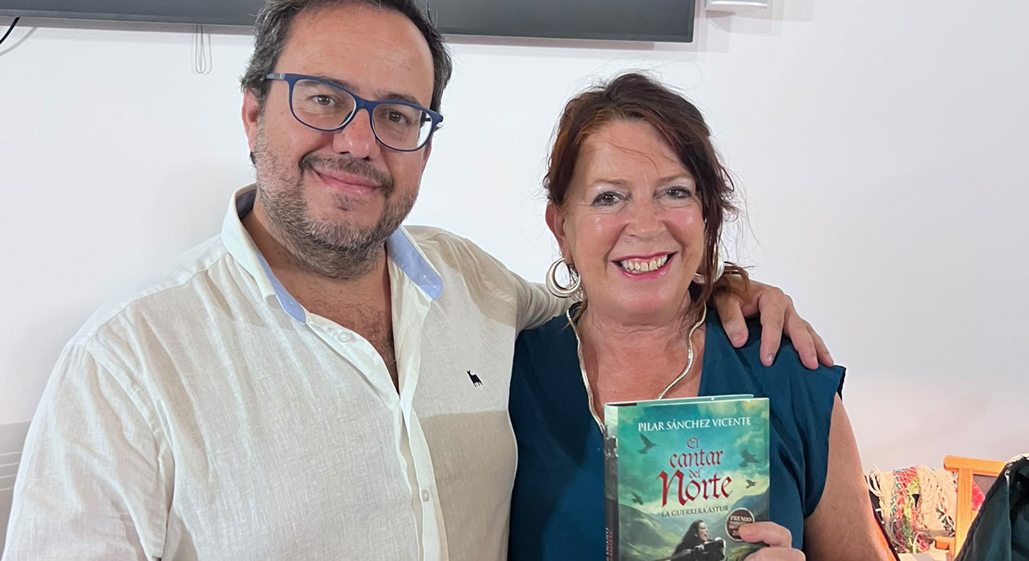 Pilar Sánchez Vicente presentó sus novelas 'El cantar del norte' y 'La asturianita'