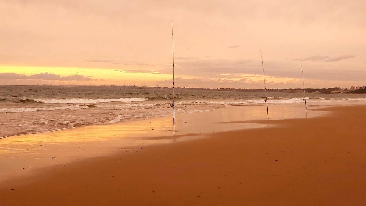 El Puerto muestra en Movistar Plus su tradición pesquera y el atractivo de sus playas para la práctica del surfcasting