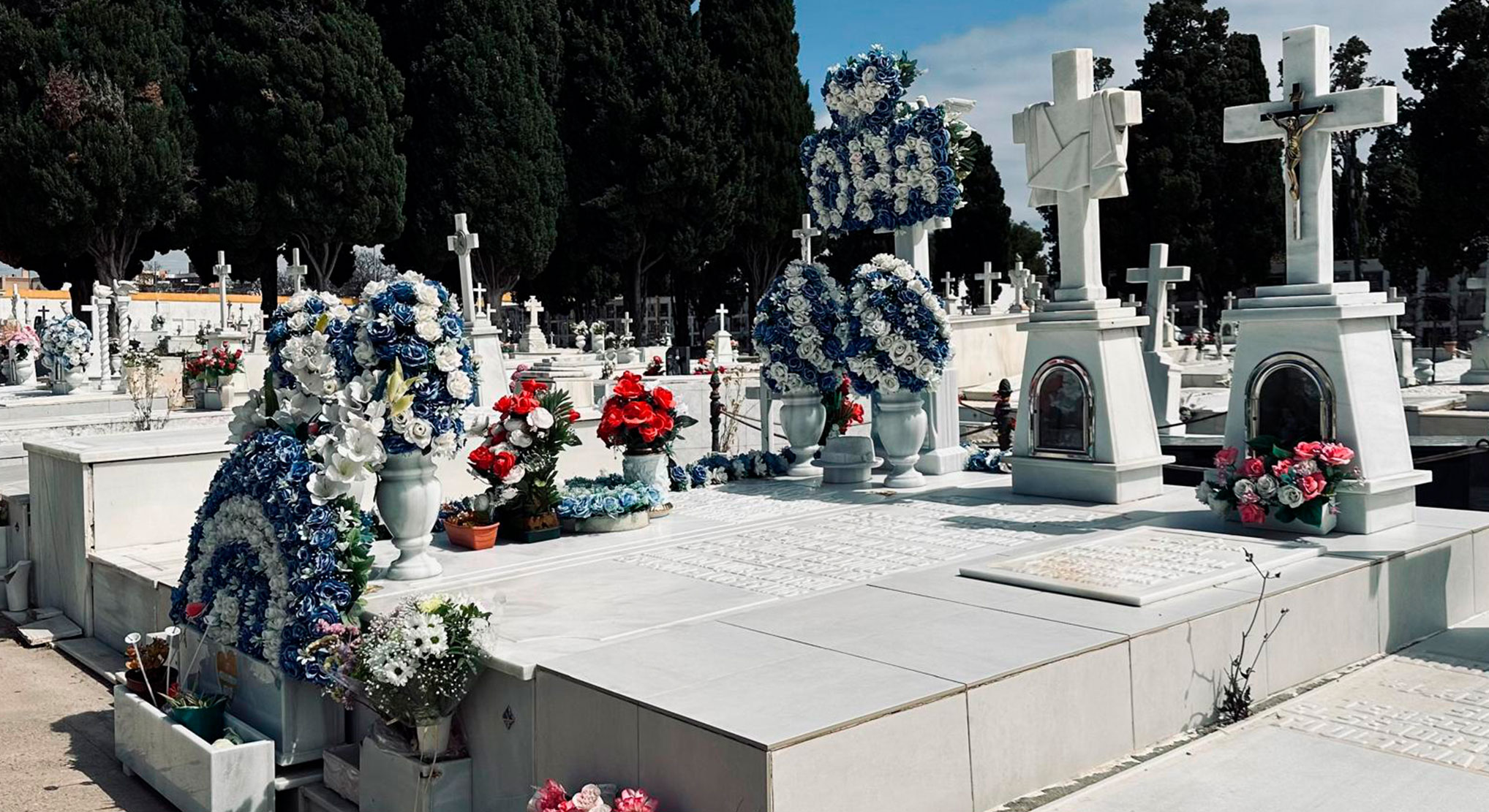 El Ayuntamiento amplía el horario de visitas al Cementerio Municipal del 30 de octubre al 2 de noviembre