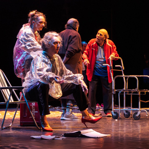 TODOS LOS ÁNGELES ALZARON EL VUELO de Eusebio Calonge